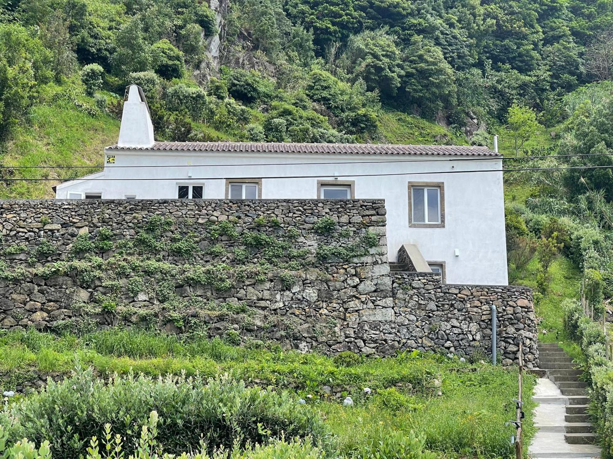Casa Da Eira Faial da Terra
